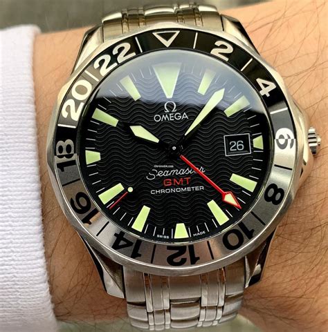 omega seamaster gmt review